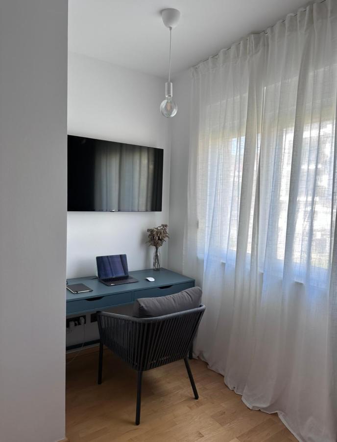 Clouds Apartments Ciovo - 20 Meters From Copacabana Beach Trogir Exterior foto