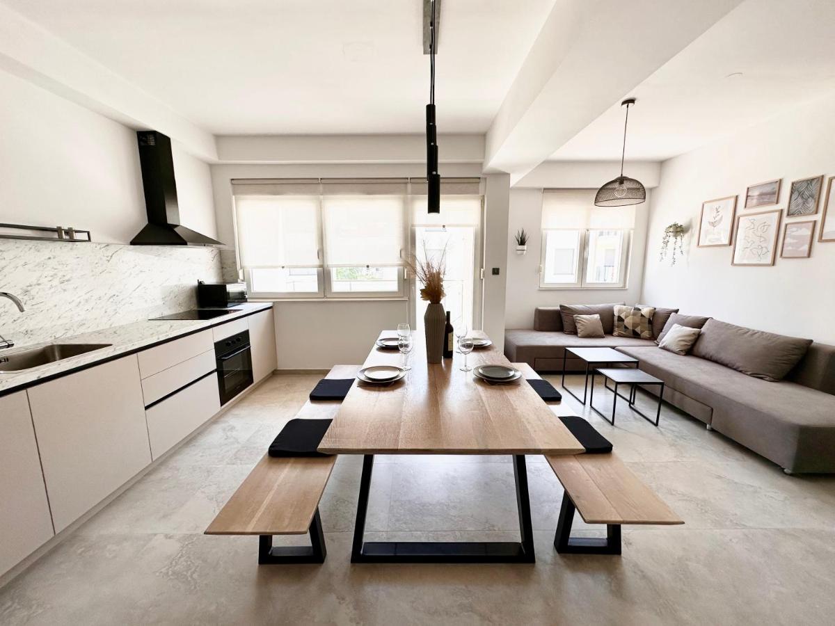 Clouds Apartments Ciovo - 20 Meters From Copacabana Beach Trogir Exterior foto